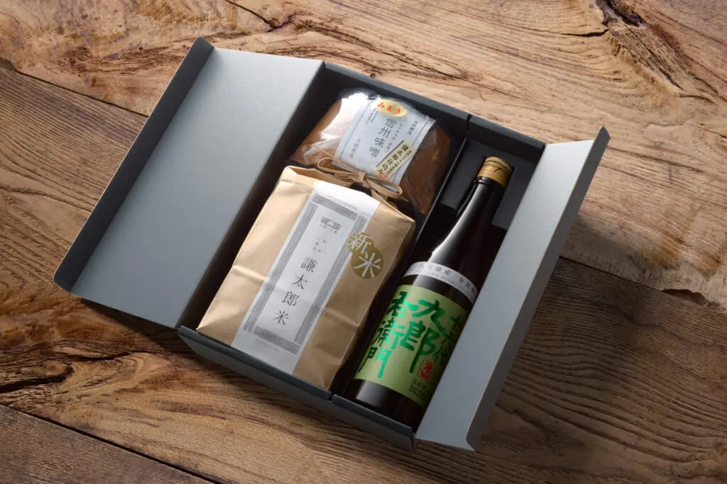 GiftBox_KomeMiso_Kurouemon_Kim